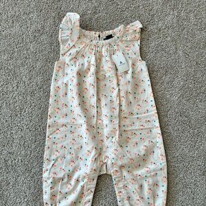 NWT Baby Gap Romper (3-6 months)